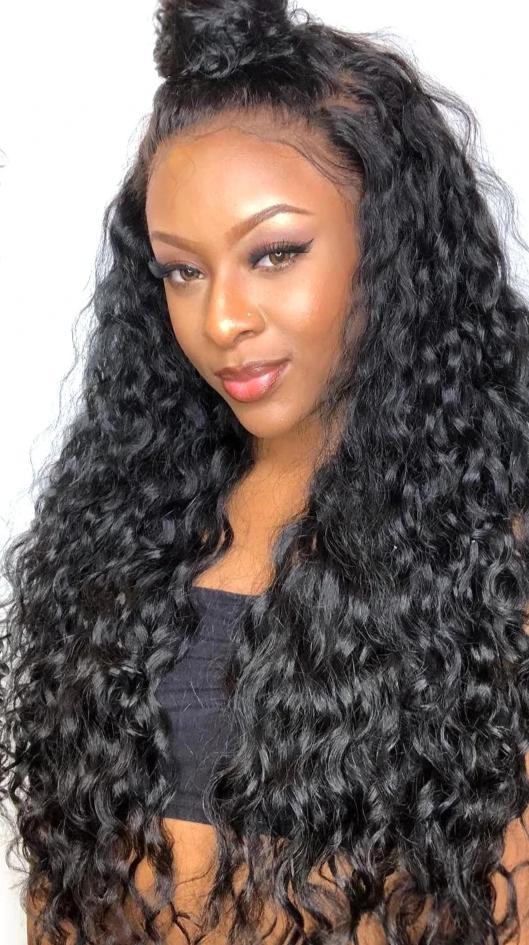 Tissage Malaisien Ondulé Deep Wave avec 7x7 Lace Closure joliedivine