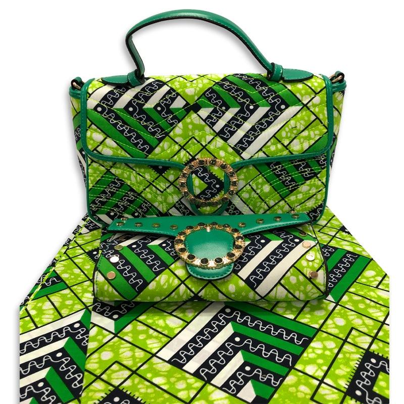 WAX DE 6 METRE AVEC SAC A MAIN ET POCHETTE. JolieDivine